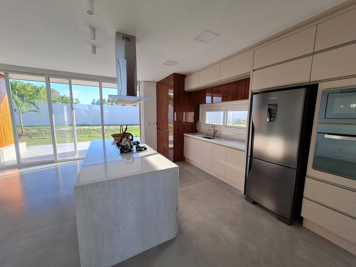 Casa em Condomínio — Costa Serena — foto 4