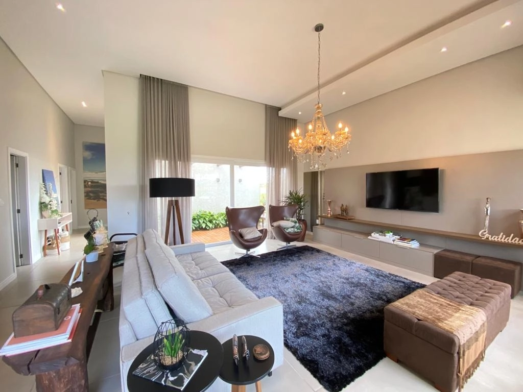 Casa em Condomínio — Condominio Dubai