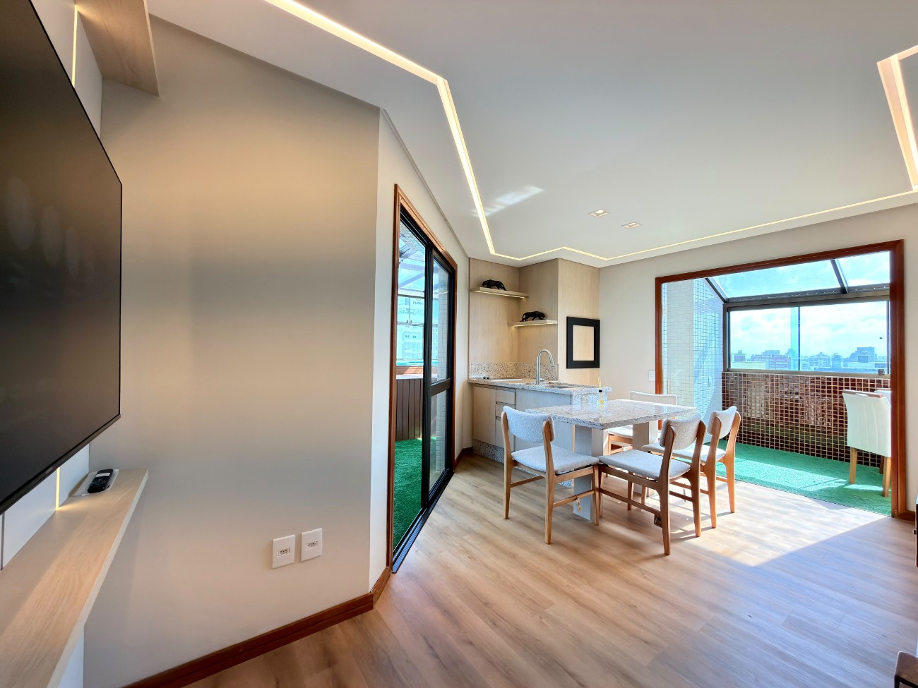 Apartamento, 3 suítes, à venda, 249 m², Centro, - Capão da Canoa — foto 2