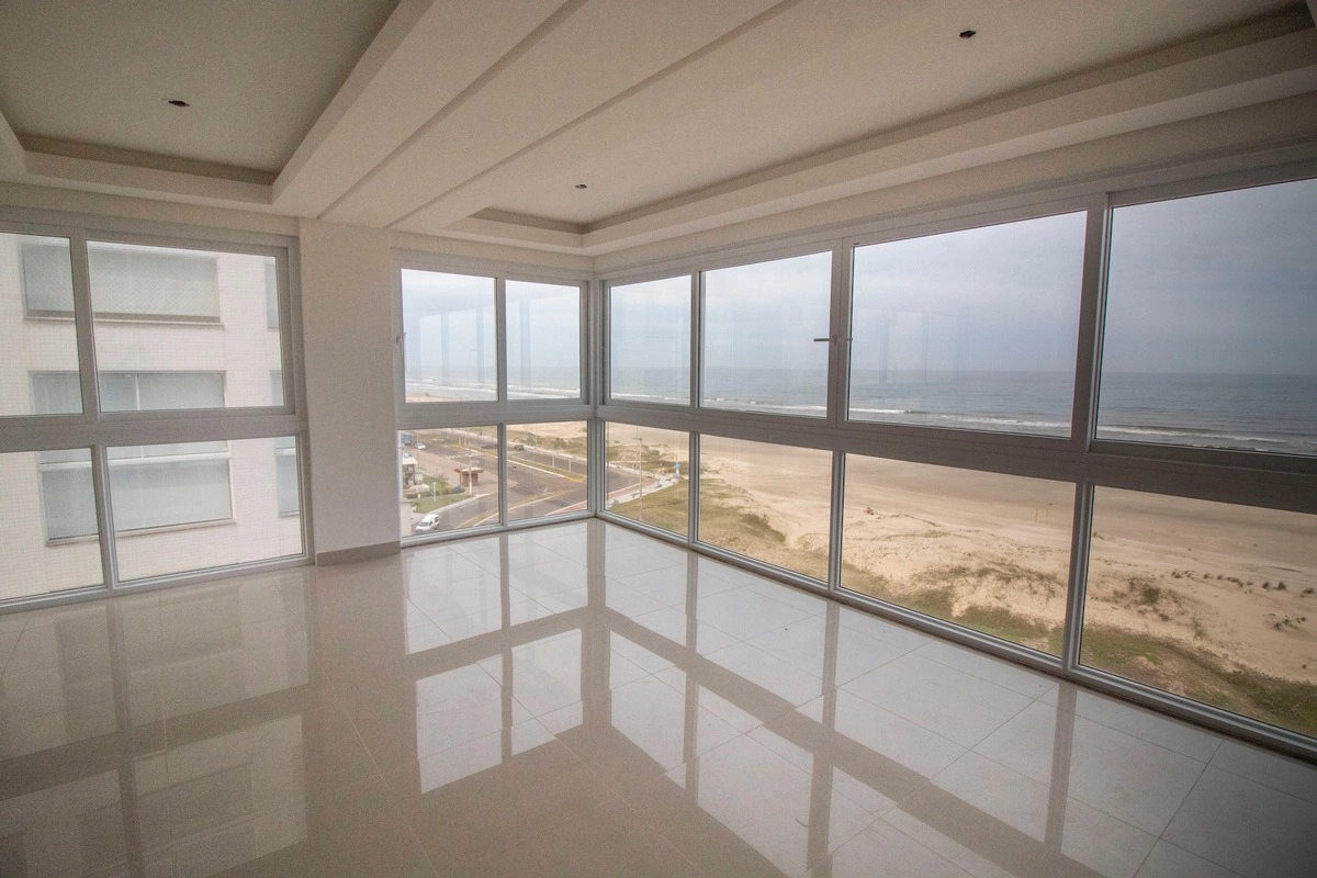 Apartamento — Rio Topázio