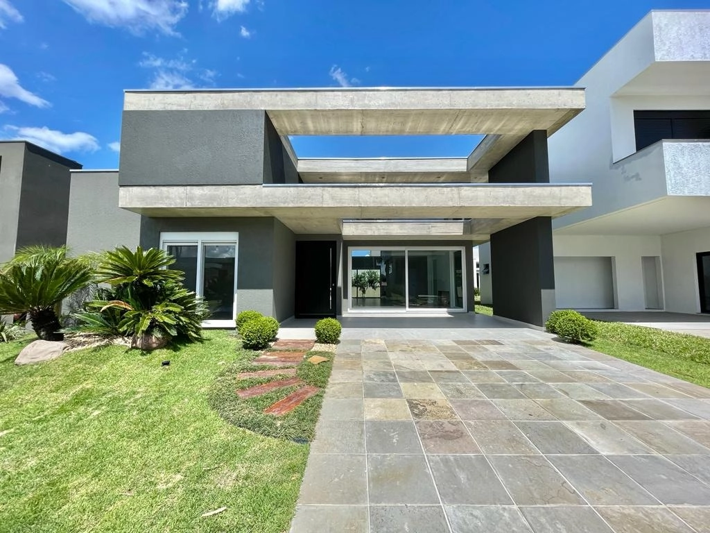 Casa em Condomínio — Condominio Dubai