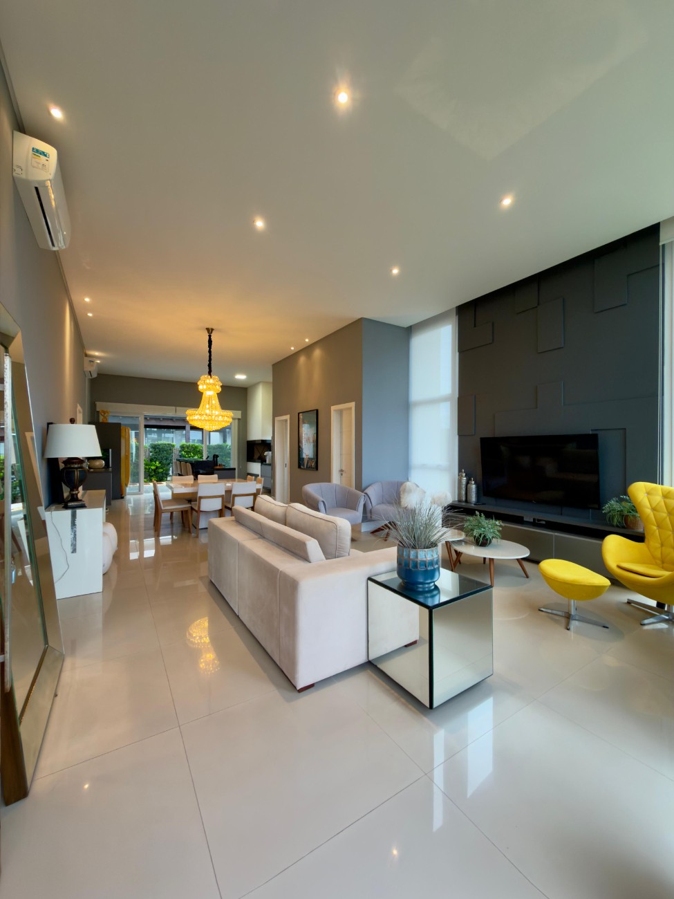 Casa em Condomínio — Condominio Dubai