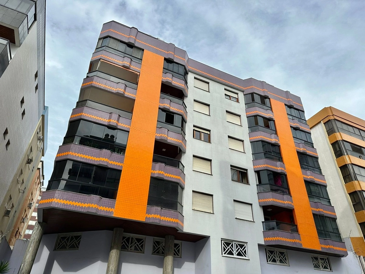 Apartamento — Mani