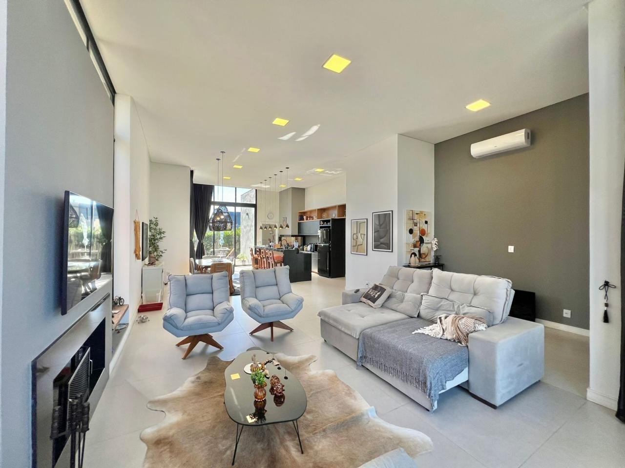 Casa em Condomínio — Condominio Dubai