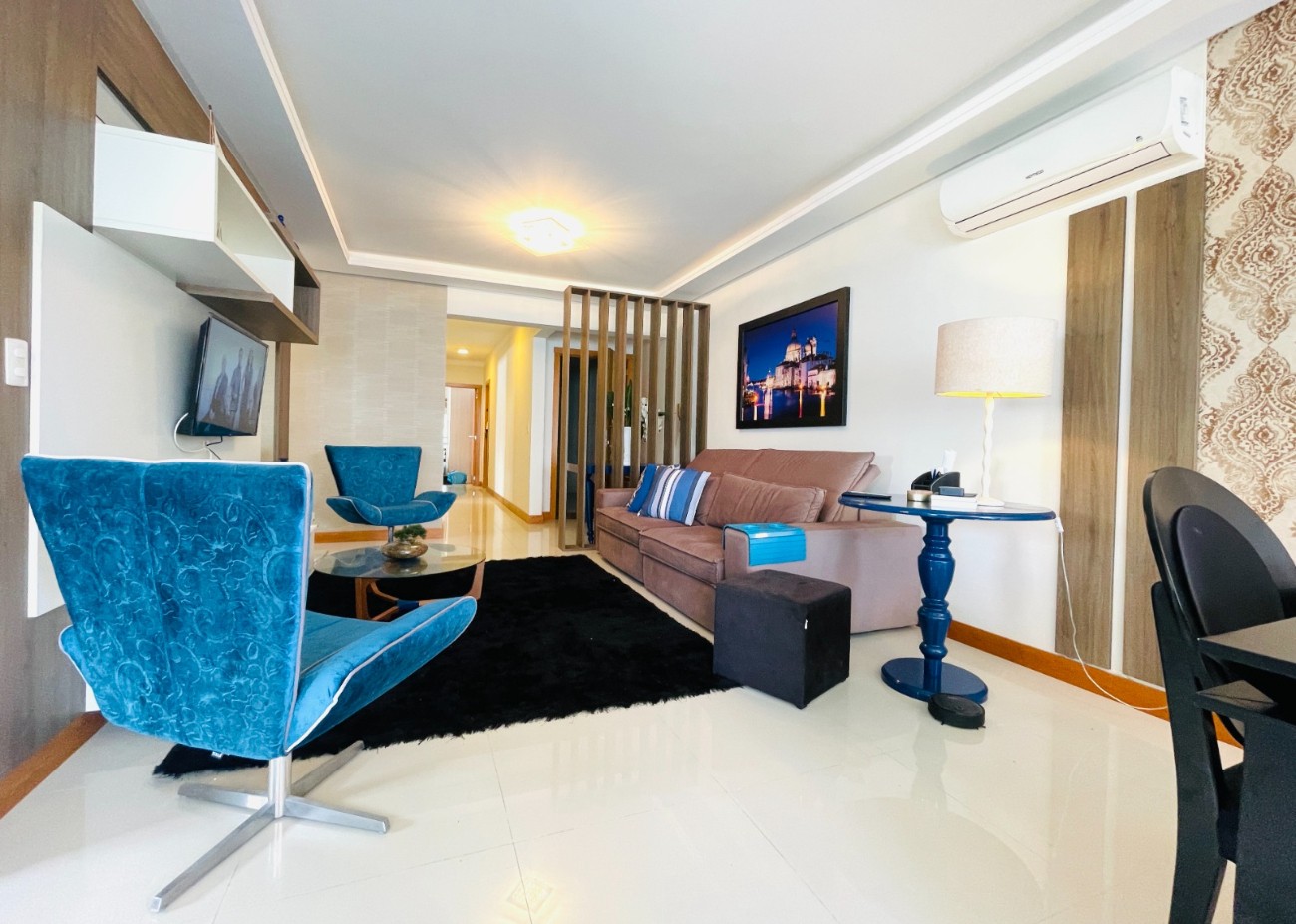 Apartamento — Alfredo De Pelegrini