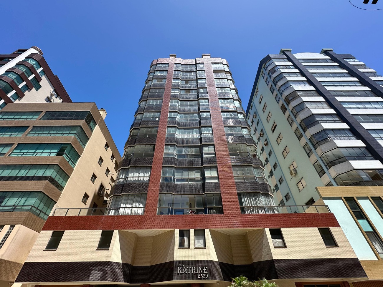 Apartamento — Edifício Katrine