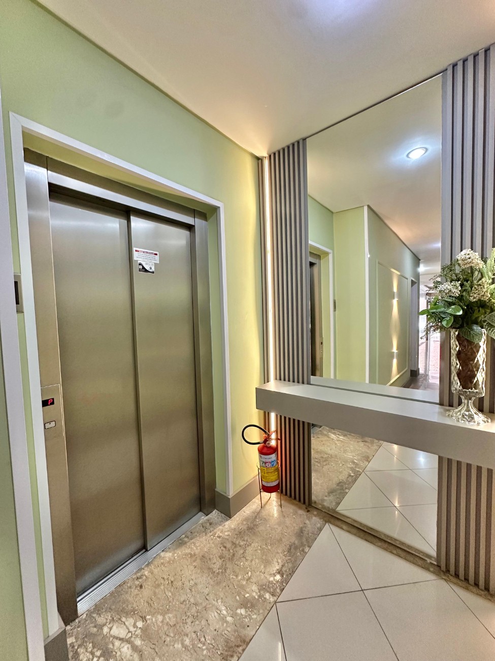Apartamento, 2 quartos, à venda, Centro, - Capão da Canoa — foto 2