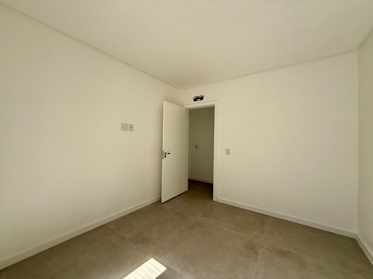 Casa, 5 suítes, à venda, 372 m², Capão da Canoa — foto 2