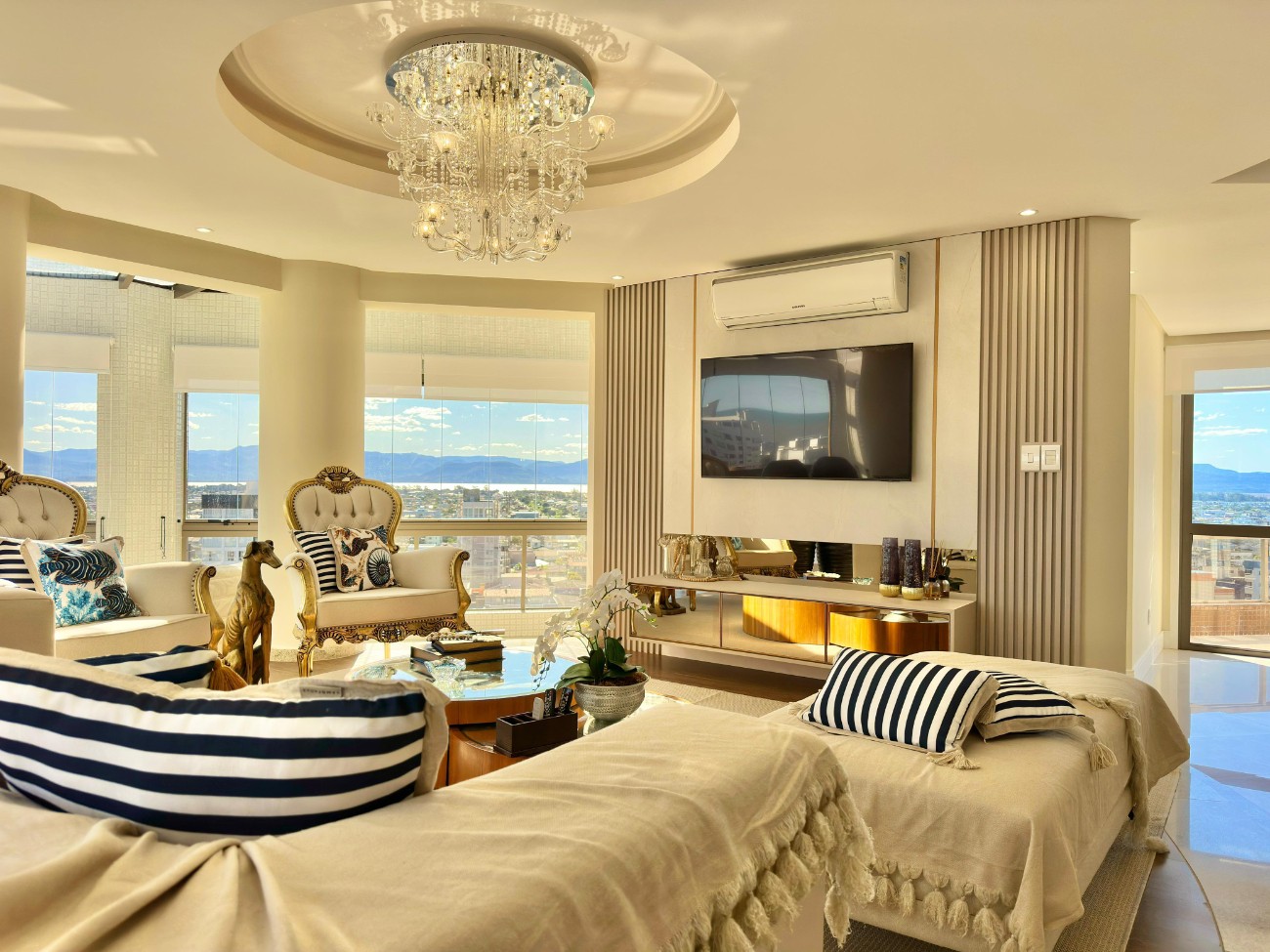 Apartamento — Shopping Lynemar Torre B