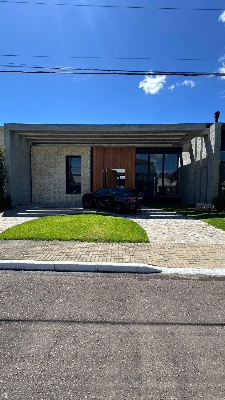 Casa em Condomínio — Velas Da Marina Condomínio