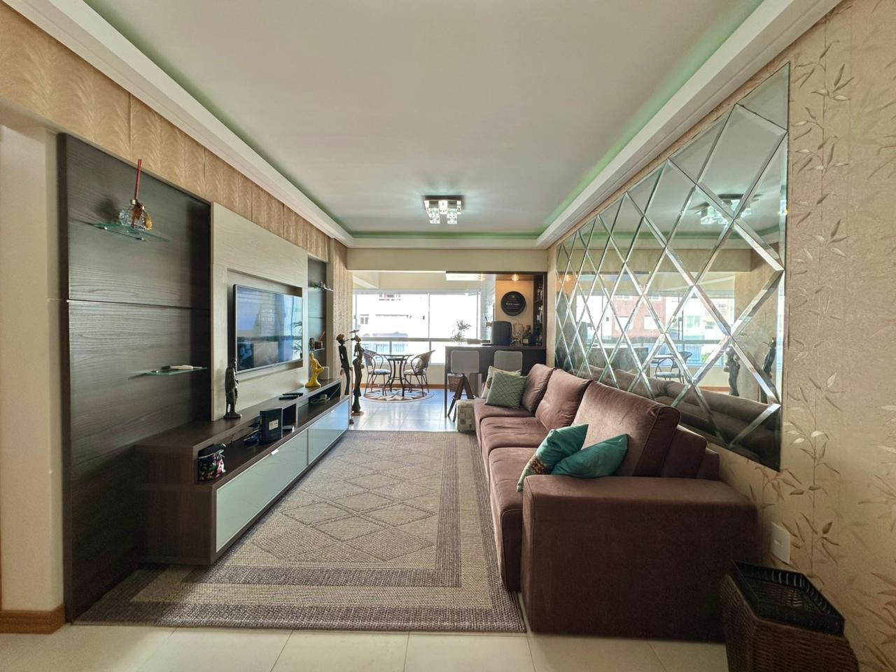 Apartamento — Lenir Martinello