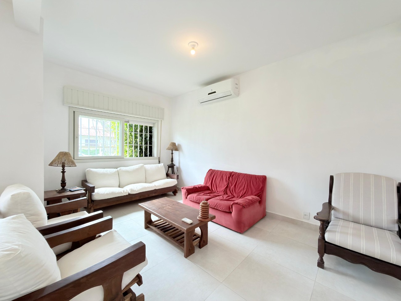 Casa em Outros — foto 2