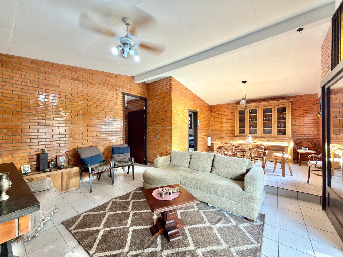 Casa em Outros — foto 2