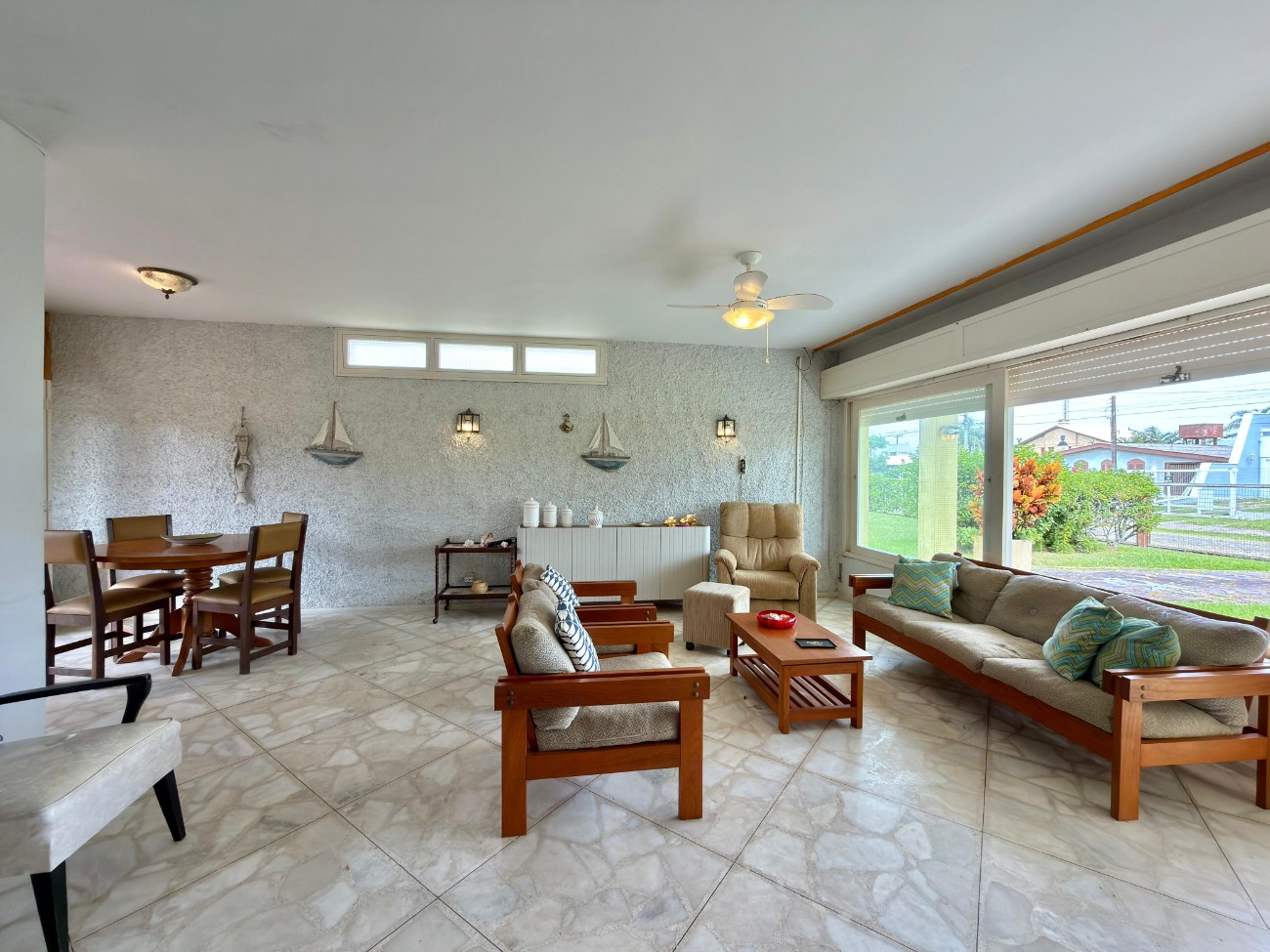 Casa em Outros