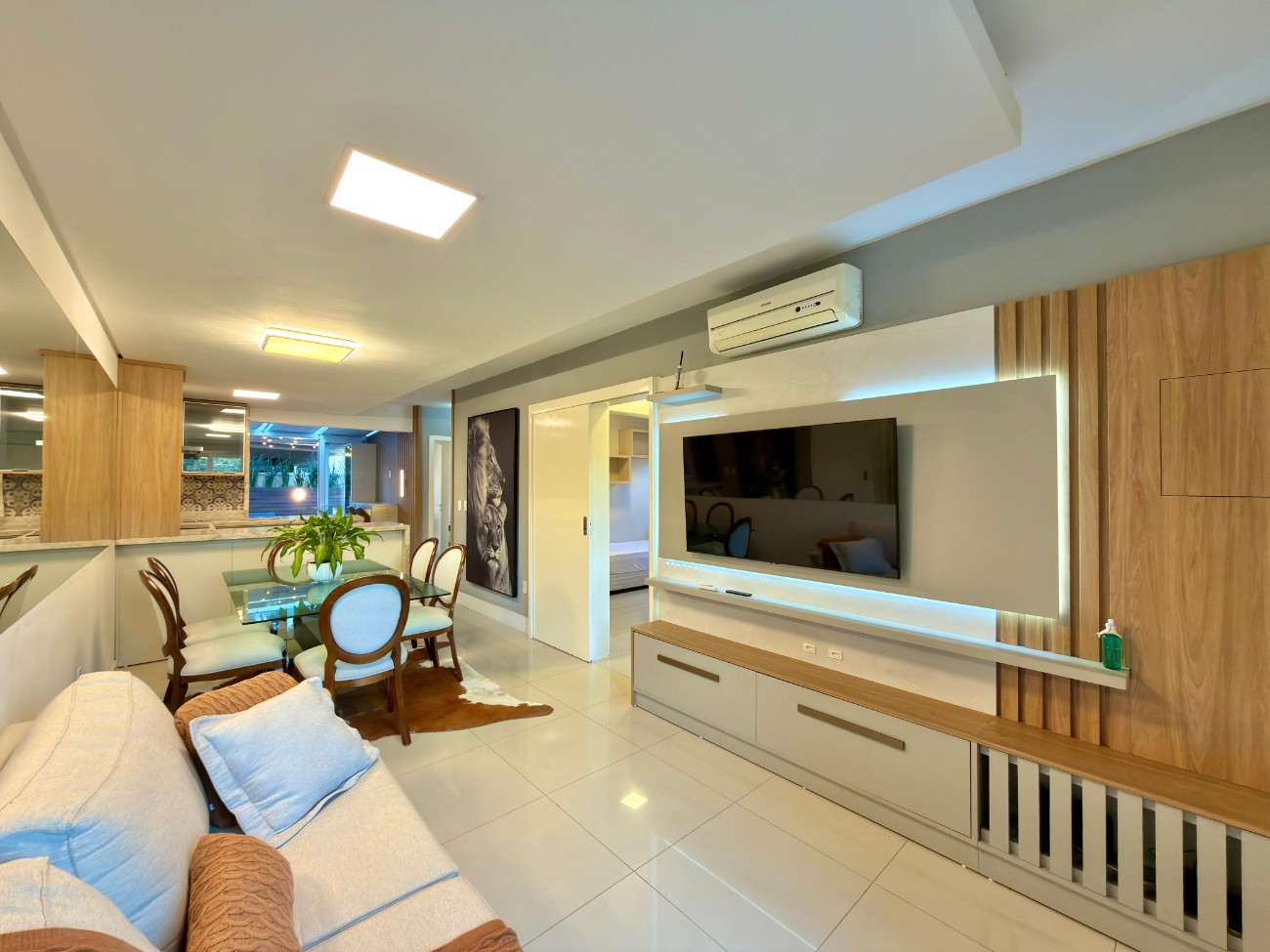 Casa em Condomínio — Casa Hermosa