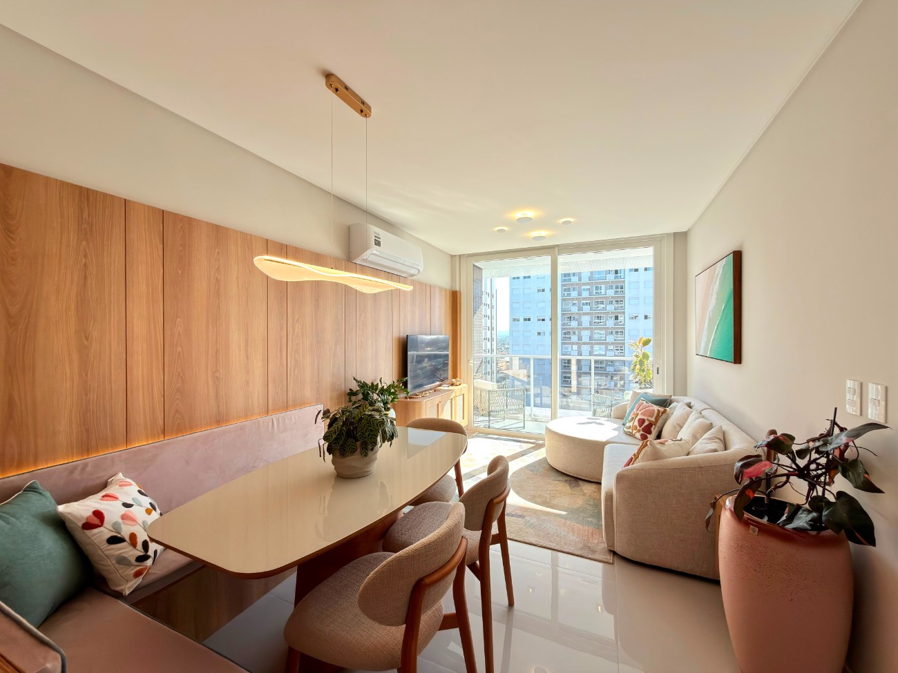 Apartamento — Mirage Luxury Homes — foto 4
