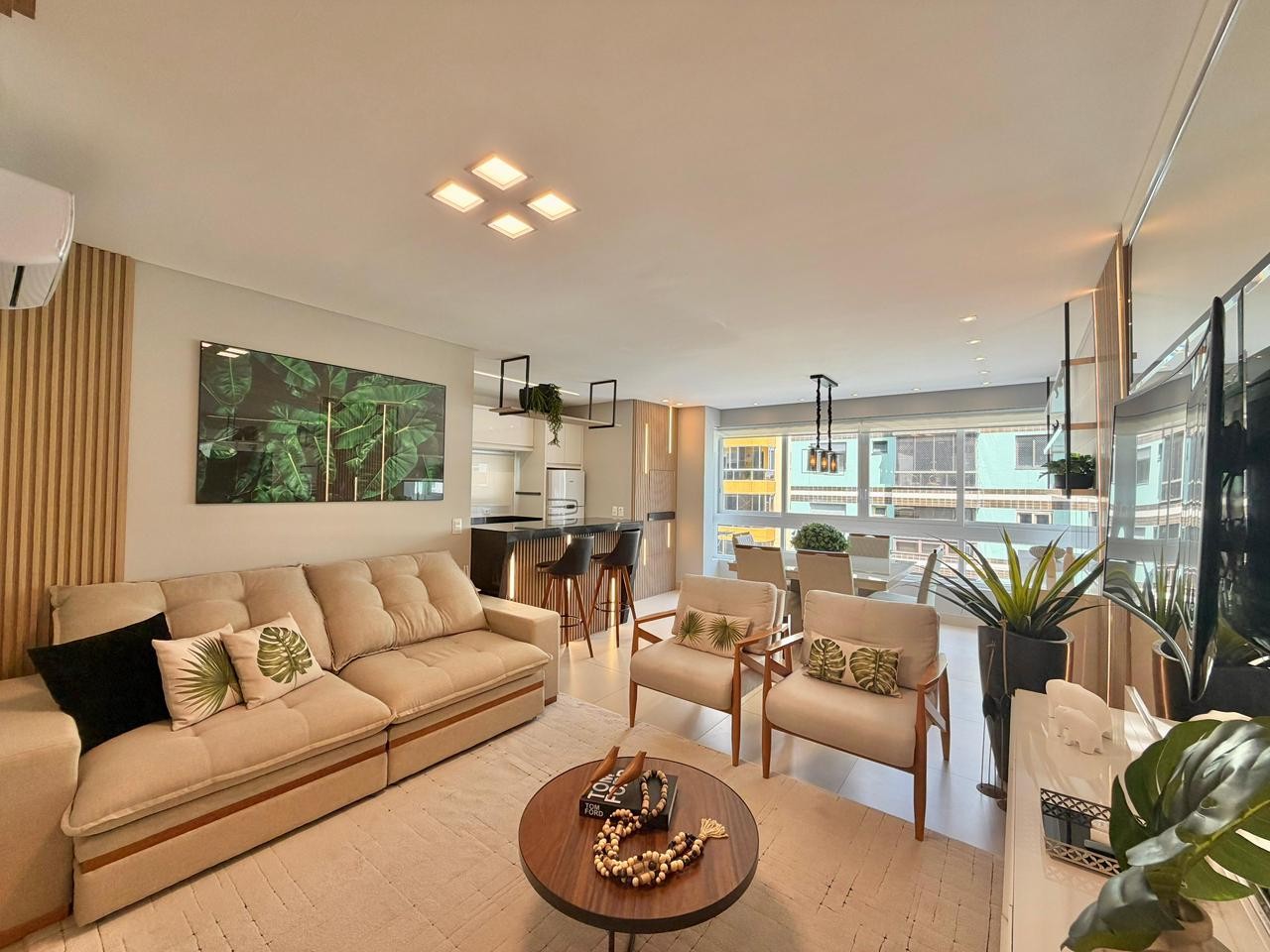 Apartamento — Investe Palace